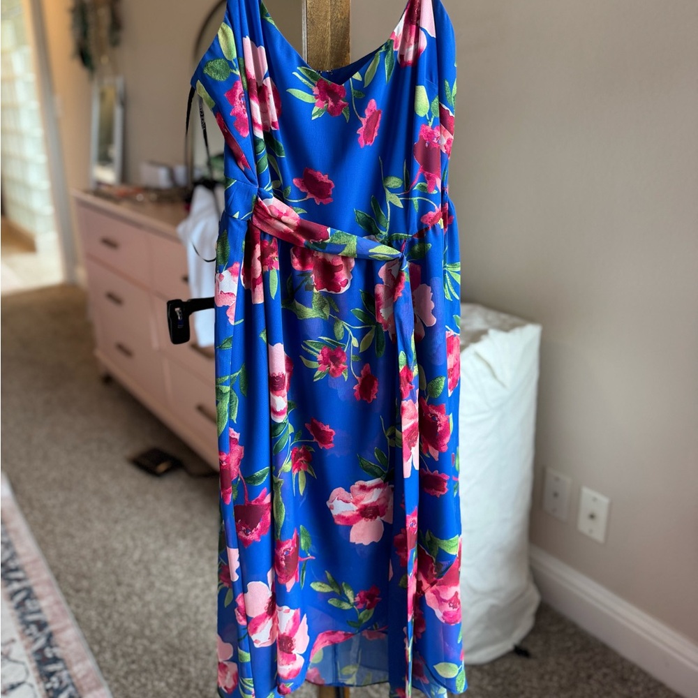 Vince Camuto Blue Floral Dress